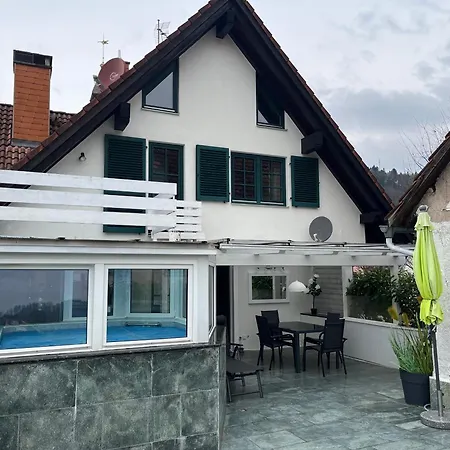 1 A Ferienwohnung Im Dreilaendereck D-F-Ch Mit Beheizbarem Kleinem Ueberdachtem Pool Auf Der Privaten Terasse *
