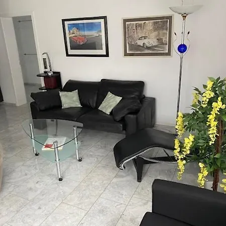 Lejlighed 1 A Ferienwohnung Im Dreilaendereck D-F-Ch Mit Beheizbarem Kleinem Ueberdachtem Pool Auf Der Privaten Terasse *